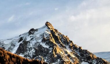 ÇOCUĞUM ELLERİMDEN KAYIP GİDİYOR ÇOCUĞUM ELLERİMDEN KAYIP GİDİYOR