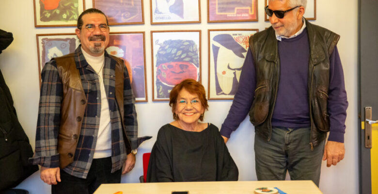 Afife, Maşa, Lyubov Andreyevna Ranevskaya, Antigone, Paf ve Diğerleri: Afife, Maşa, Lyubov Andreyevna Ranevskaya, Antigone, Paf ve Diğerleri: