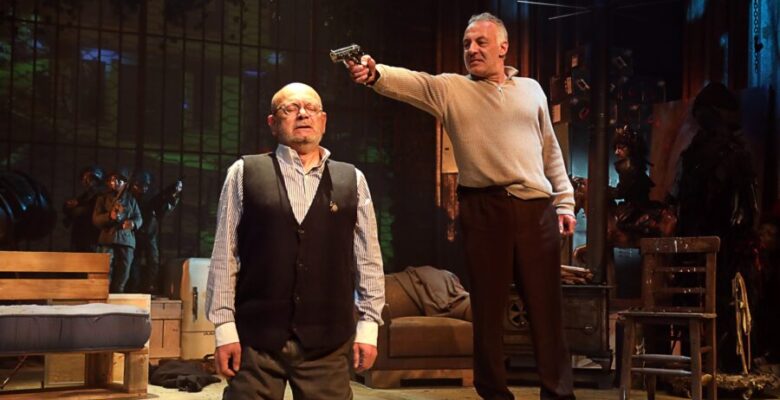 İBB Şehir Tiyatroları “Geçmişin Gölgesi” Oyunuyla Ataşehir’de