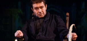 Ankara Devlet Tiyatrosu Yapımı “Faust” AKM Sahnesinde!