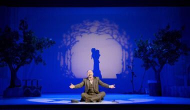 Gönül Gözüyle Dünyayı Aydınlatan Aşık Veysel’in Hikâyesi İstanbul’da! Gönül Gözüyle Dünyayı Aydınlatan Aşık Veysel’in Hikâyesi İstanbul’da!