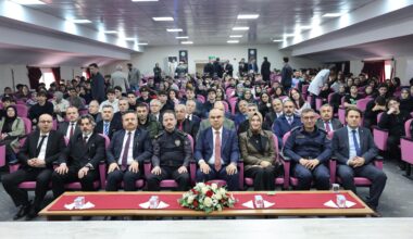 Bedri Baykam’ın yeni sergisi