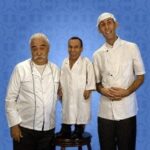 Gözlerinde Işıklarla Ayrılmıştı.