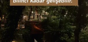 SAVAŞÇI KİTABINI OKURKEN