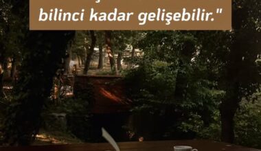 SAVAŞÇI KİTABINI OKURKEN SAVAŞÇI KİTABINI OKURKEN