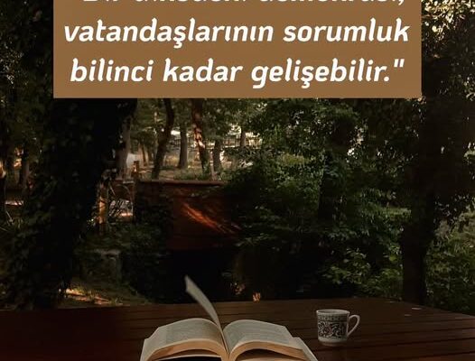 SAVAŞÇI KİTABINI OKURKEN SAVAŞÇI KİTABINI OKURKEN