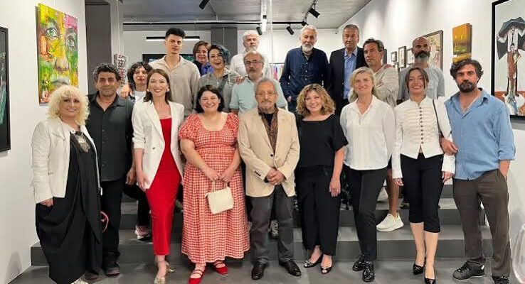 ‘Yeniden: Babanı Anlat’ sergisi Artopia Sanat Galerisi’nde açıldı