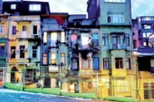 Ali Öz, 10 yılda 50 bin kareyle Tarlabaşı’nı belgeledi: