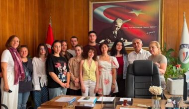 Yıldızlar Altında Tiyatro Zamanı: Yıldızlar Altında Tiyatro Zamanı: